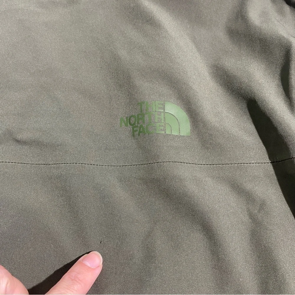 The North Face Men’s Dryzzle Futurelight Jacket Green Size S